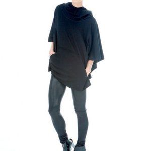 Alice + Olivia Black Poncho Sz S